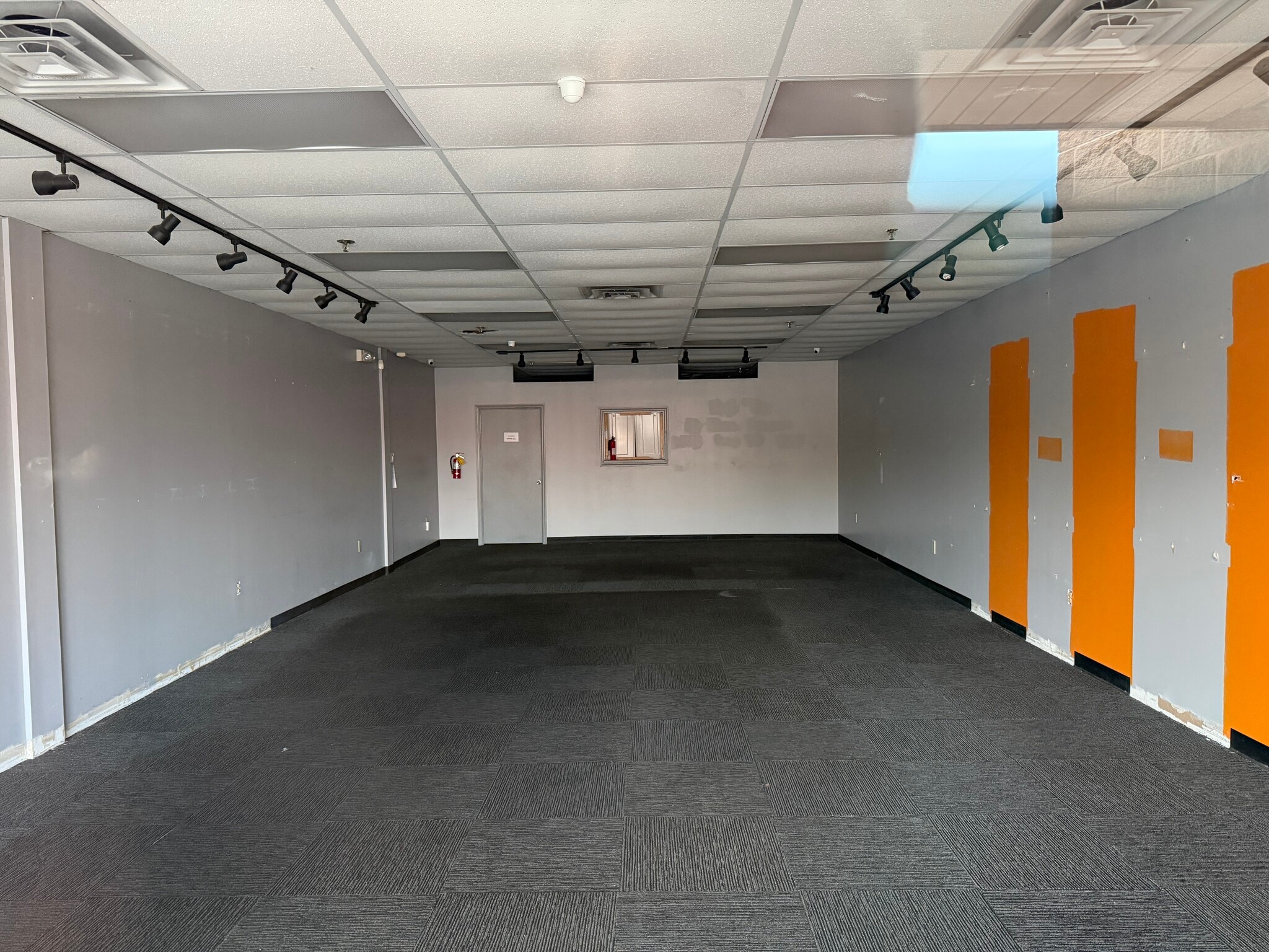 S Lincoln, Columbus, GA à louer Photo intérieure– Image 1 sur 2