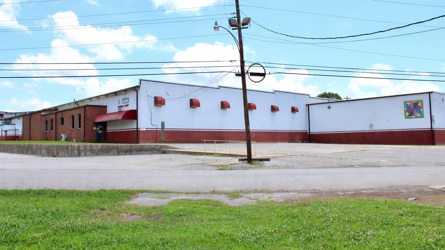 1900 Avondale Road, Humboldt, TN à vendre Photo principale– Image 1 sur 4