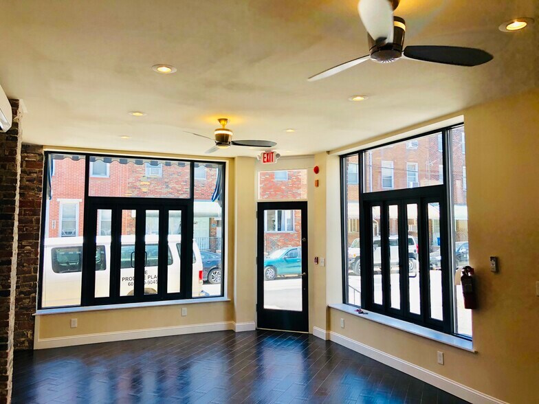 1229 S 6th St, Philadelphia, PA à louer - Photo de l’immeuble – Image 2 sur 6