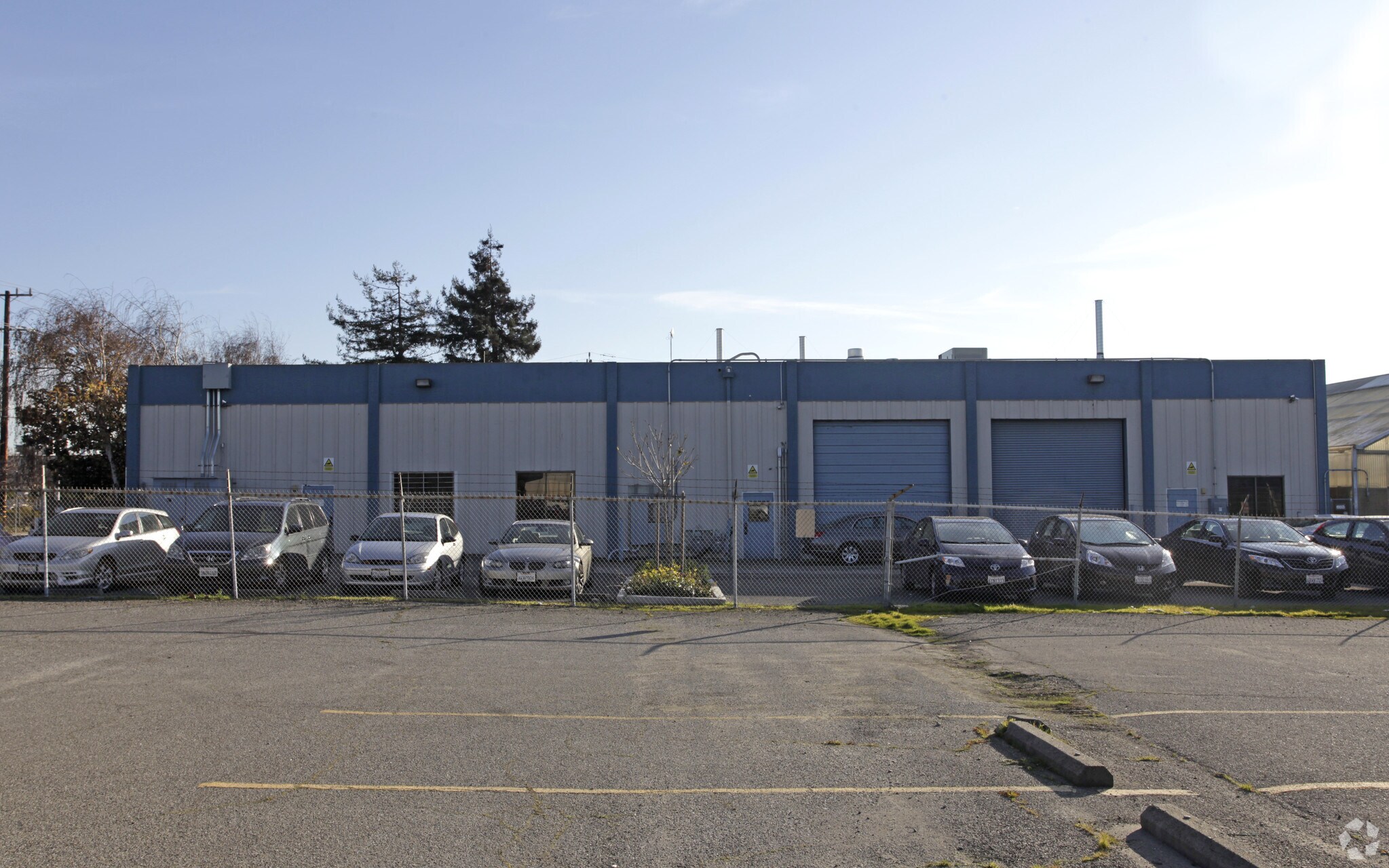 3329 Enterprise Ave, Hayward, CA à louer Photo principale– Image 1 sur 34