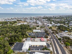 1204 N Lake Park Blvd, Carolina Beach, NC - Vue aérienne vue de carte - Image1