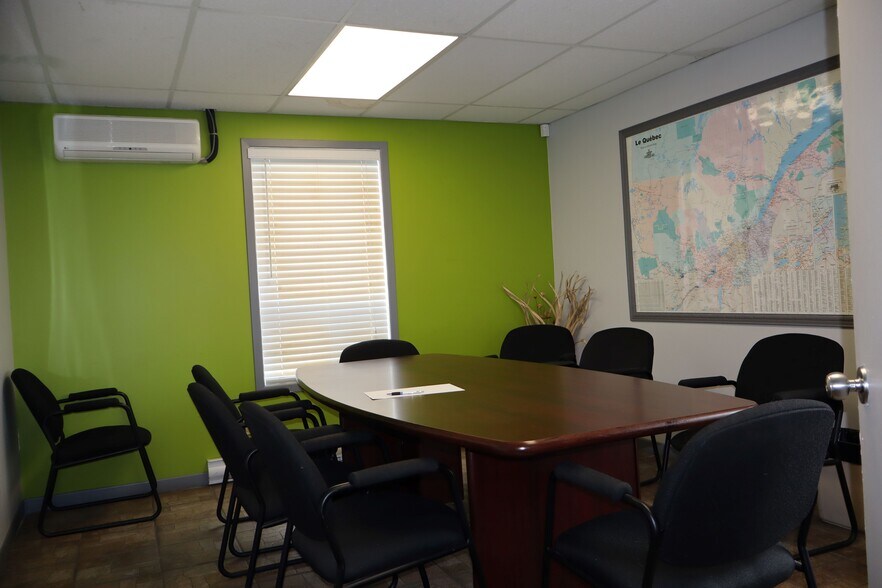 9200 Boul Parent, Trois-Rivières, QC à vendre - Photo de l’immeuble – Image 3 sur 12