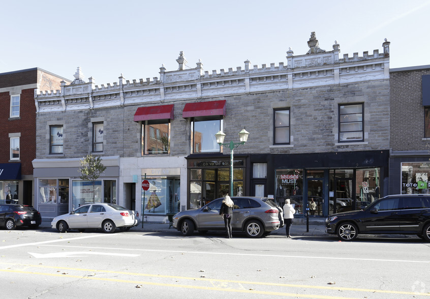 1058-1066 Av Laurier O, Outremont, QC à louer - Photo de l’immeuble – Image 2 sur 2