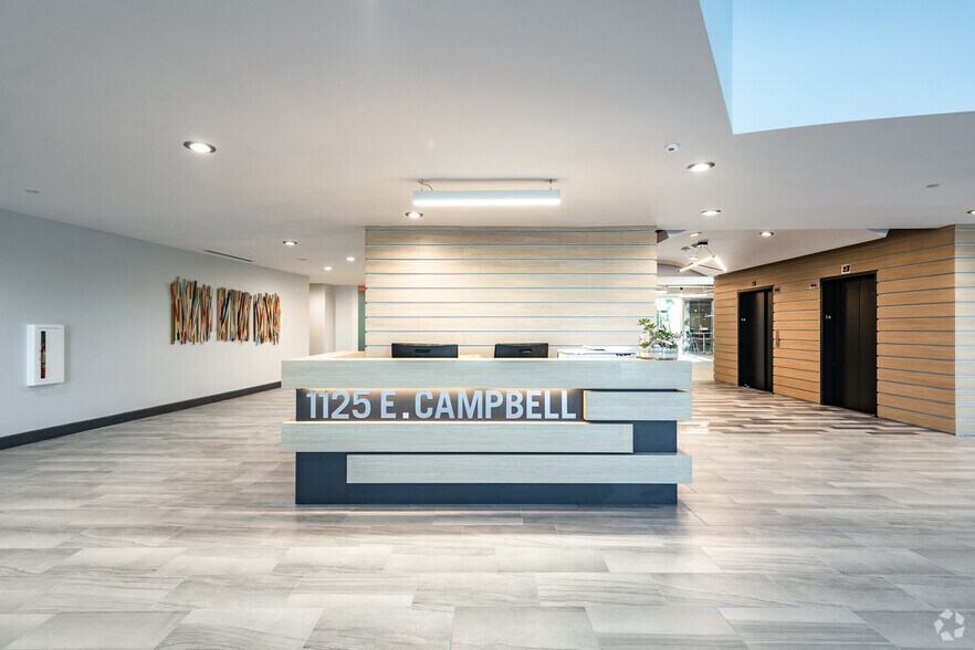 1125 E Campbell Rd, Richardson, TX à louer - Hall d’entrée – Image 2 sur 14