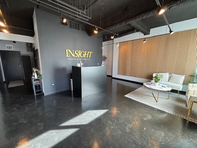 1652-1654 W North Ave, Chicago, IL à louer Photo intérieure– Image 1 sur 17