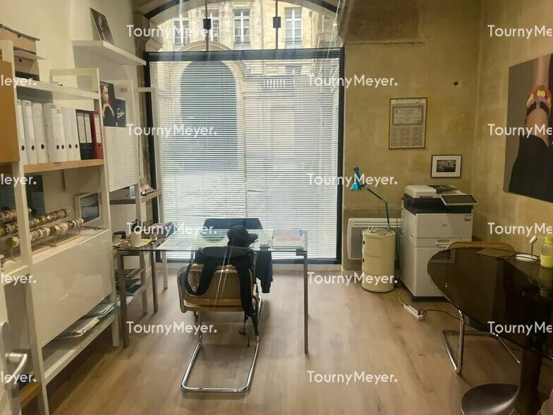 Bureau dans Bordeaux à louer - Photo de l’immeuble – Image 2 sur 5