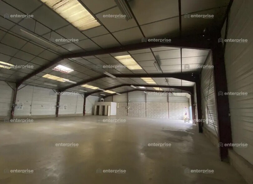 Local d’activités dans Compiègne à louer - Photo intérieure – Image 2 sur 6