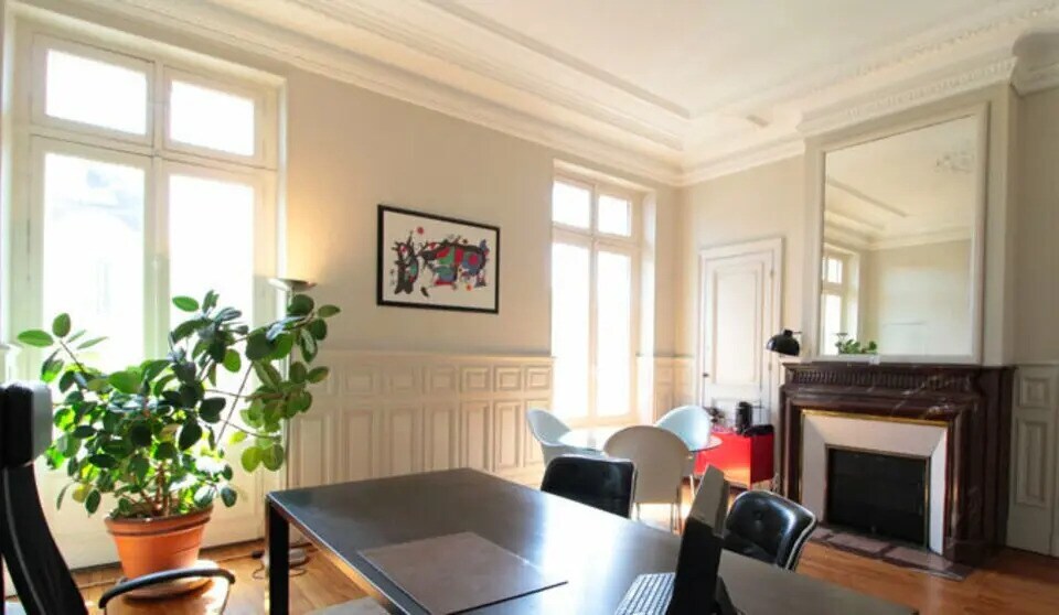 Bureau dans Paris à louer Photo de l’immeuble– Image 1 sur 6