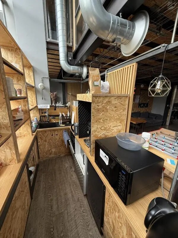 Bureau dans Bordeaux à louer Photo de l’immeuble– Image 1 sur 5