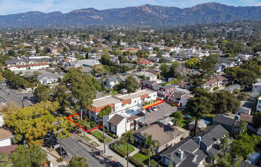 1726 De la Vina St, Santa Barbara, CA à vendre - Photo de l’immeuble – Image 2 sur 6