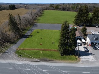 Plus de détails pour 18558 Yonge St, East Gwillimbury, ON - Terrain à vendre