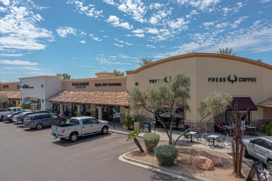 1025-1095 W Queen Creek Rd, Chandler, AZ à louer - Photo de l’immeuble – Image 3 sur 8