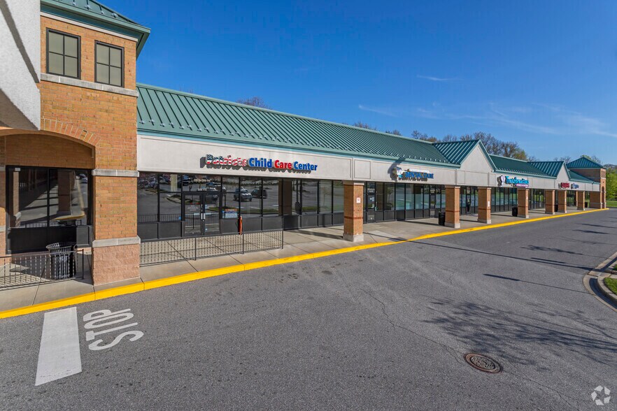 2288 Blue Water Blvd, Odenton, MD à vendre - Photo de l’immeuble – Image 3 sur 5