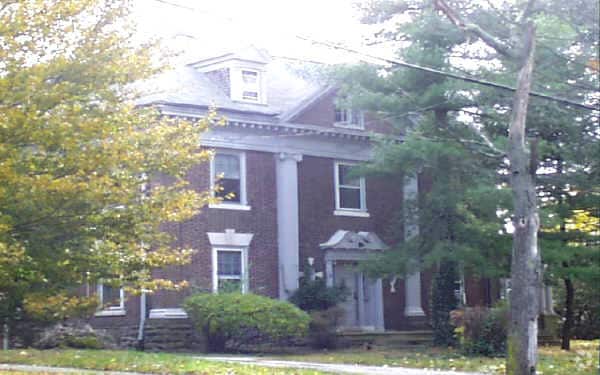 150 W Washington Ln, Philadelphia, PA à vendre Photo principale– Image 1 sur 3