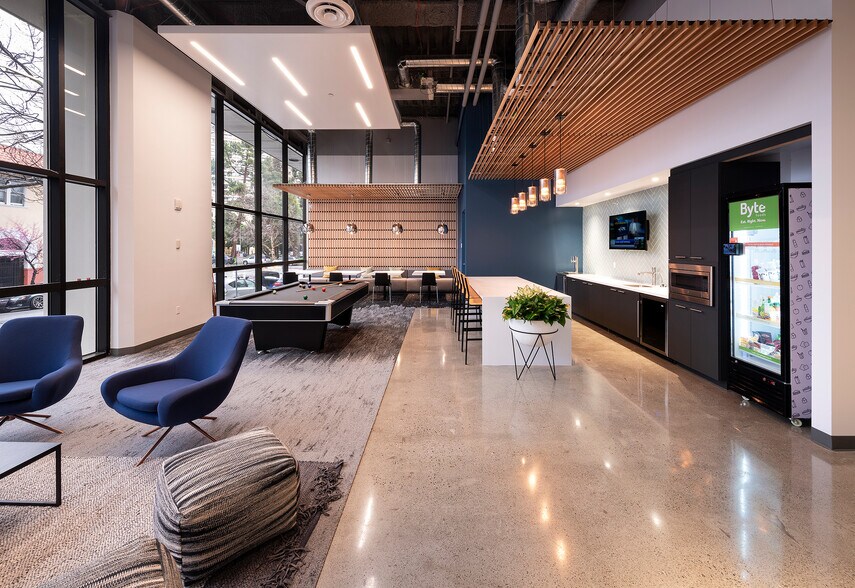 180 Grand Ave, Oakland, CA à louer - Photo de l’immeuble – Image 1 sur 4