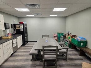 1012-1020 Lincolnway, La Porte, IN à louer Photo intérieure– Image 2 sur 7