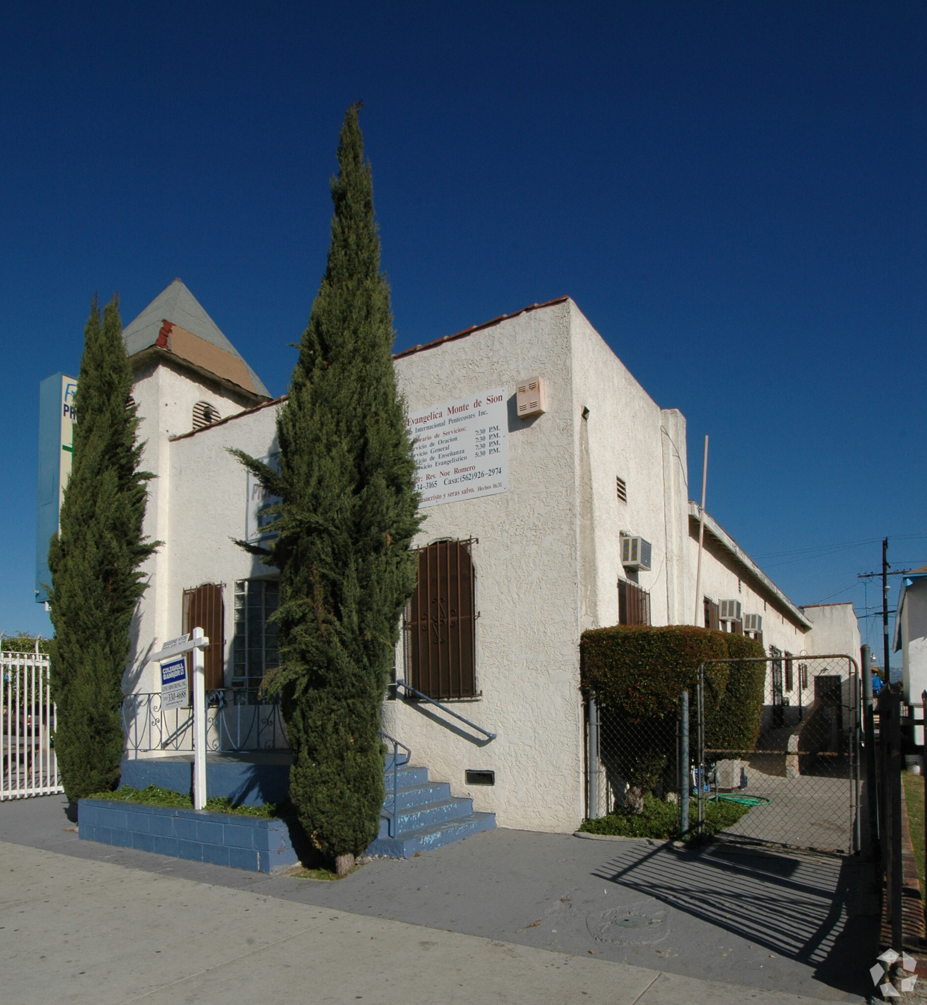 827 E Jefferson Blvd, Los Angeles, CA à louer Photo de l’immeuble– Image 1 sur 45