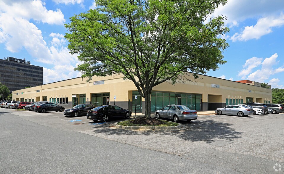 7401 Forbes Blvd, Lanham, MD à louer - Photo de l’immeuble – Image 3 sur 8
