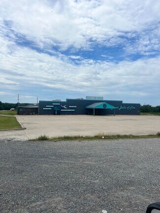 Plus de détails pour 3003 Elk Dr, Mcalester, OK - Local commercial à vendre