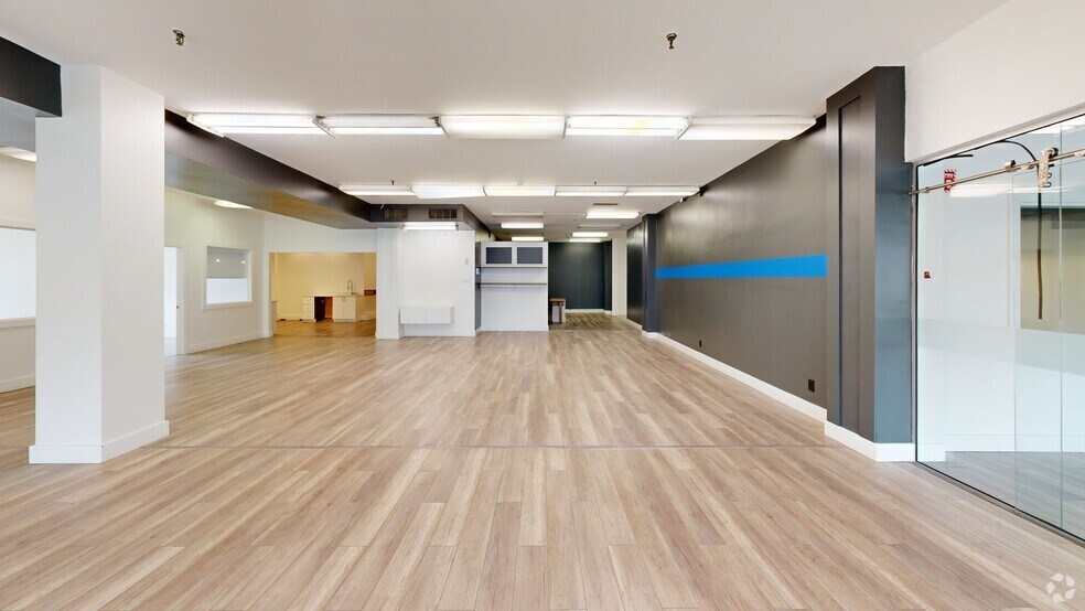 279 Rue Sherbrooke O, Montréal, QC à louer - Numérisation 3D Matterport – Image 3 sur 14