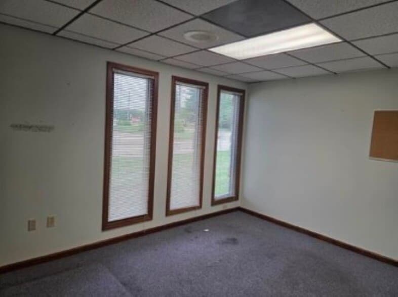 418 S 36th St, Quincy, IL à louer - Photo intérieure – Image 3 sur 8