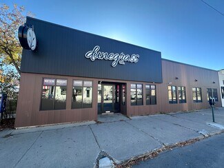 Plus de détails pour 440 E Front St, Traverse City, MI - Local commercial à vendre