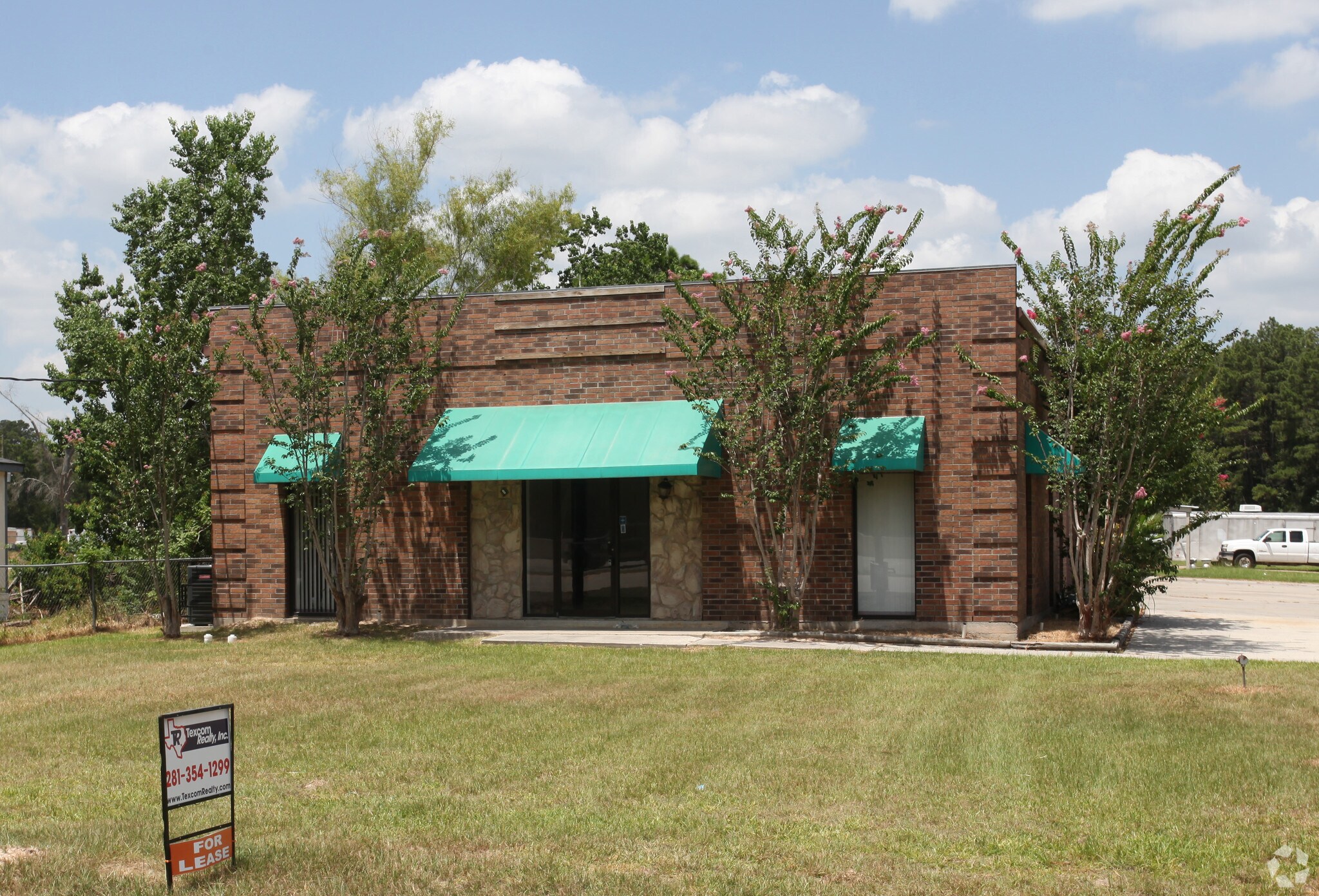 20854 N US 59 Hwy, New Caney, TX à louer Photo principale– Image 1 sur 5