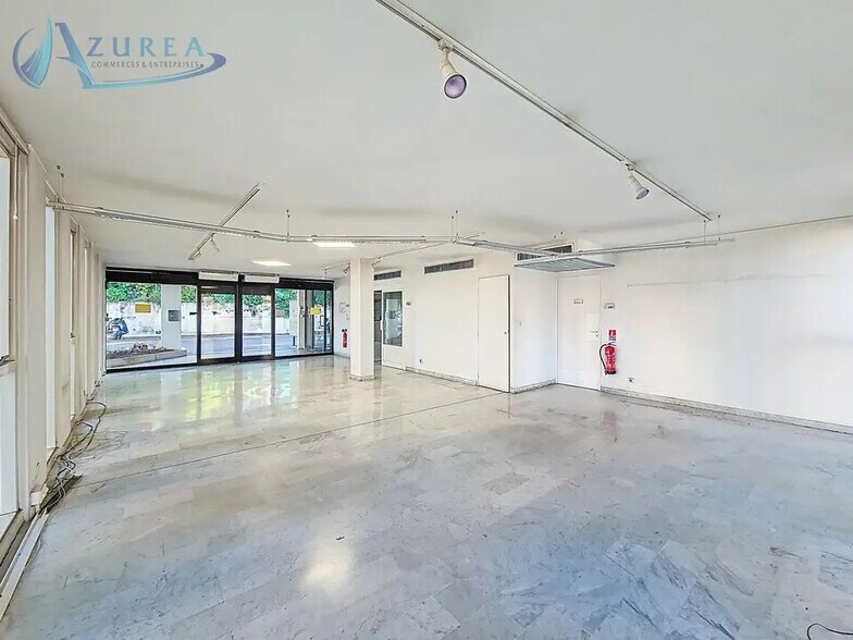 Bureau dans Nice à vendre - Photo de l’immeuble – Image 2 sur 11