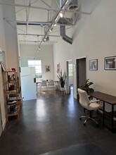 1725 Berkeley St, Santa Monica, CA à louer Photo de l’immeuble– Image 1 sur 12