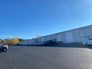 Plus de détails pour 66 Commercial Way, East Providence, RI - Industriel/Logistique à louer