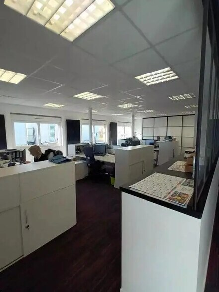 Bureau dans Octeville-sur-Mer à louer - Photo de l’immeuble – Image 2 sur 2