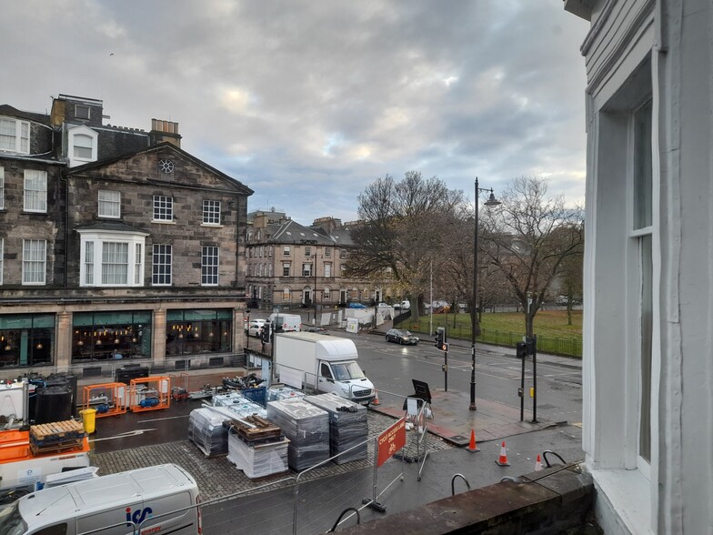 137-139 George St, Edinburgh à louer - Photo de l’immeuble – Image 2 sur 3