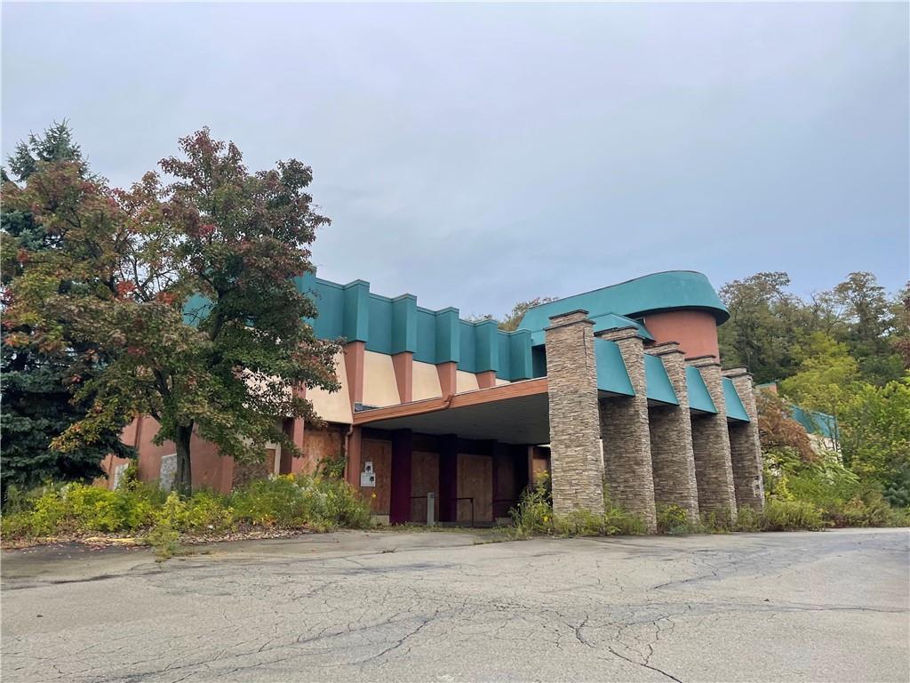 249 Lincoln Hwy, North Versailles, PA à vendre Photo de l’immeuble– Image 1 sur 7