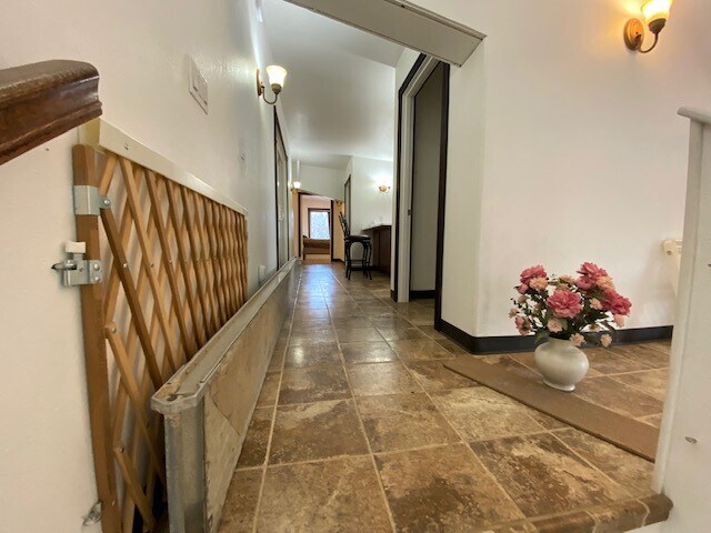 36142 Pine St, Soldotna, AK à vendre - Photo intérieure – Image 2 sur 48
