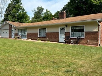 Plus de détails pour 3503 PA-208, New Wilmington, PA - Logement à vendre