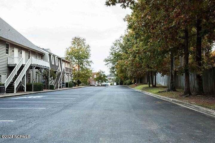 825 Gum Branch Rd, Jacksonville, NC à louer - Photo de l’immeuble – Image 2 sur 17