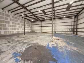 2393 Bellevue Avenue Ext, Daytona Beach, FL à louer Photo intérieure– Image 2 sur 3