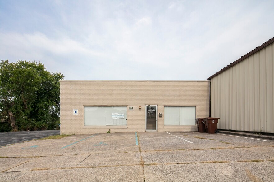 26 N Highland St, Winchester, KY à vendre - Photo de l’immeuble – Image 2 sur 22