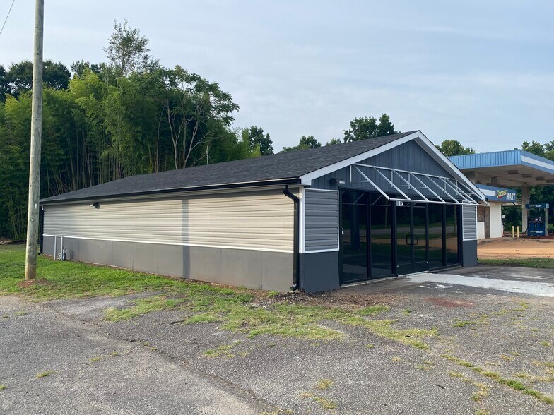 1012 E Shockley Ferry Rd, Anderson, SC à louer - Photo principale – Image 1 sur 7
