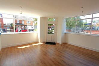 5 Bury Rd, Southport à louer Photo intérieure– Image 1 sur 3