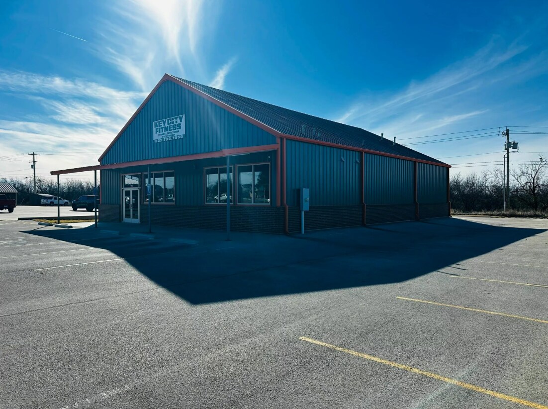 3950 Catclaw Dr, Abilene, TX à louer Photo de l’immeuble– Image 1 sur 9