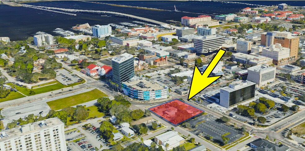 608 14th St W, Bradenton, FL à vendre - Photo de l’immeuble – Image 2 sur 9