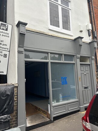 Plus de détails pour 58 Quarry St, Guildford - Local commercial à louer