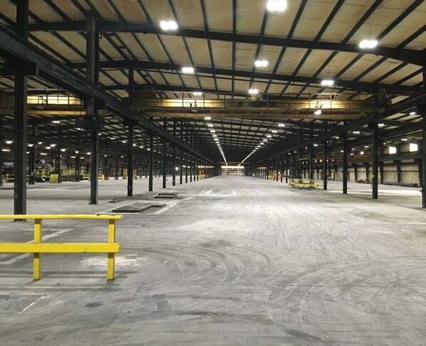 211 Industrial Dr N, Madison, MS à louer - Photo intérieure – Image 2 sur 3
