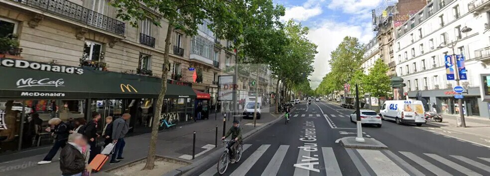 Local commercial dans Paris à louer - Photo de l’immeuble – Image 2 sur 10