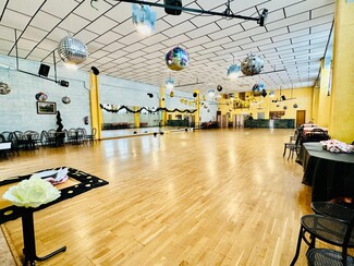 Plus de détails pour Local commercial à louer