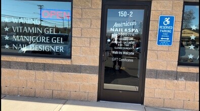 150-158 Sullivan Ave, South Windsor, CT à louer Photo de l’immeuble– Image 1 sur 3