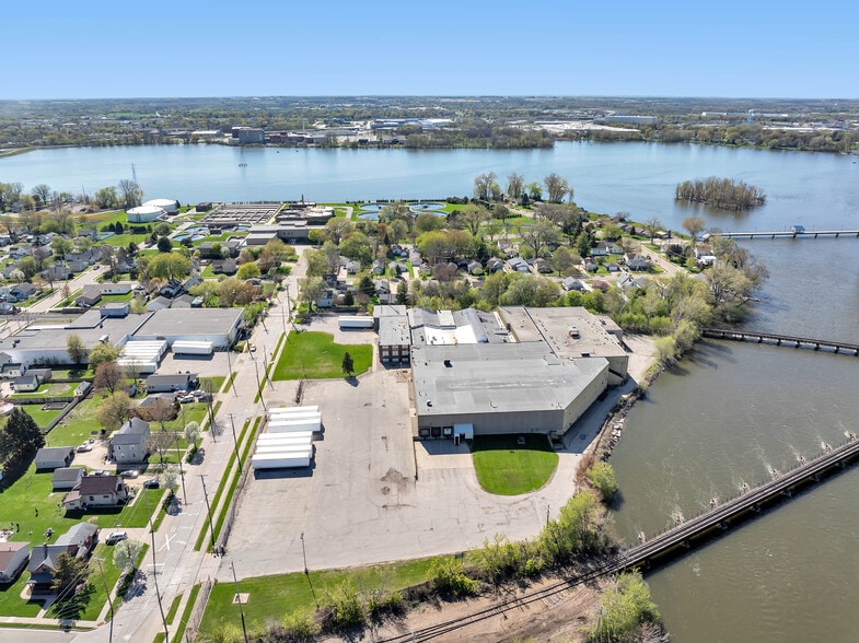 206 Garfield Ave, Menasha, WI à vendre - Aérien – Image 3 sur 14
