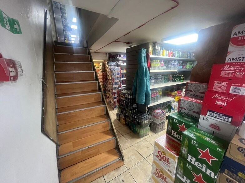 238 High Rd, Londres à vendre - Photo intérieure – Image 3 sur 13