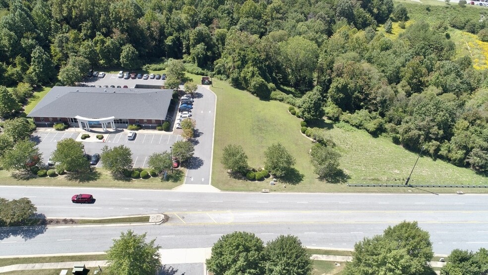 4480 Premier Dr, High Point, NC à vendre - Aérien – Image 2 sur 4